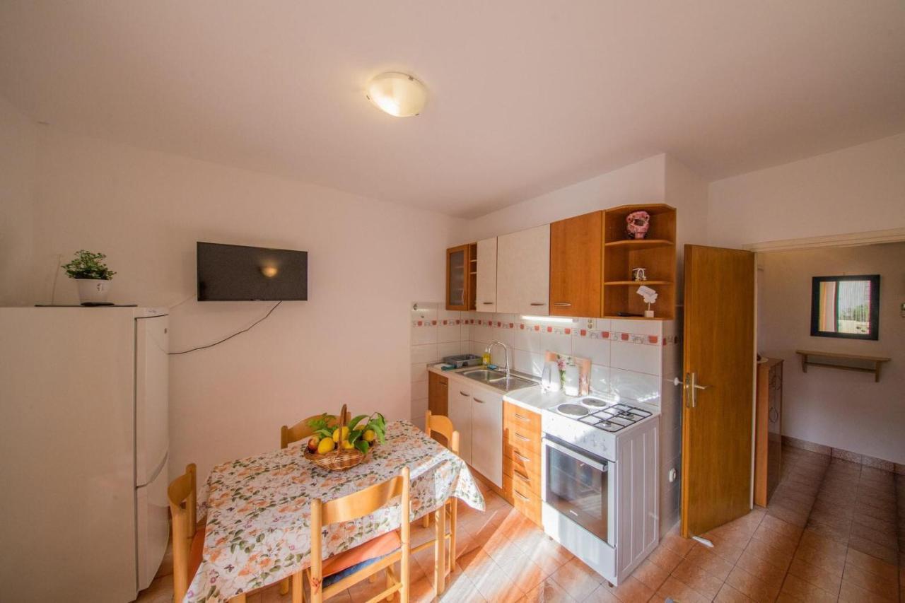 Apartmani Katija Komiža 外观 照片
