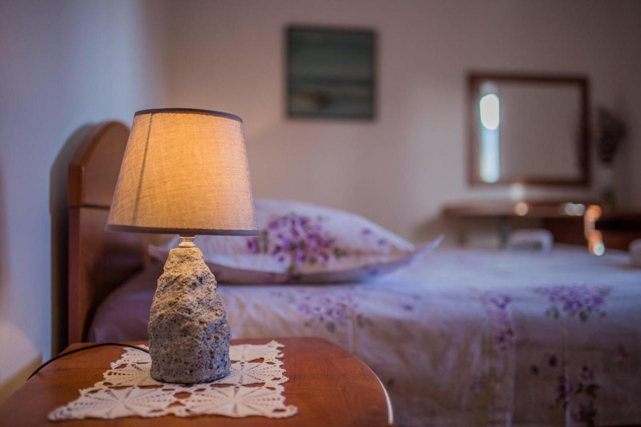 Apartmani Katija Komiža 外观 照片