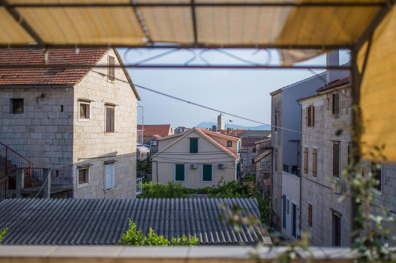 Apartmani Katija Komiža 外观 照片